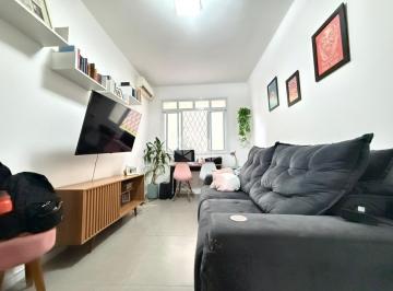 Apartamento · 62m² · 2 Quartos · Apartamento a venda de 2 dormitórios, térreo, pátio, 62m², na Cidade Baixa, Porto Alegre.