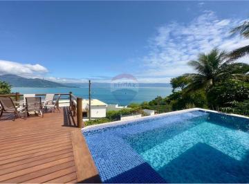 Casa · 518m² · 4 Quartos · 5 Vagas · Casa armação vista mar.