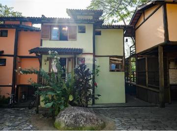 Casa · 165m² · 3 Quartos · Refúgio Rústico em Ilhabela.
