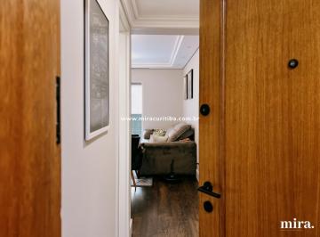 Apartamento de 3 quartos, Curitiba · Apartamento totalmente reformado no Bacacheri! 3 quartos 2 vagas
