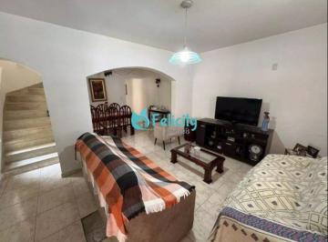 Casa · 148m² · 2 Quartos · 3 Vagas · Sobrado com 2 dorms, 3 vagas, 148m2 no Piqueri