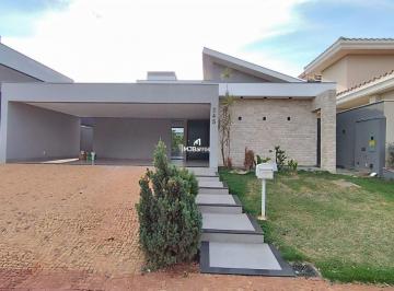 Casa · 260m² · 4 Quartos · 2 Vagas · Casa alto padrão à venda no Condomínio Ecoville II em Dourados MS