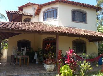Casa · 208m² · 3 Quartos · 1 Vaga · Excelente Casa no Centro de Maricá, 3 Quartos – R$ 950.000