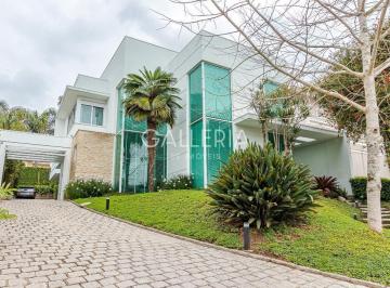 1 · Linda Casa num dos condomínios mais desejados do Campo Comprido!