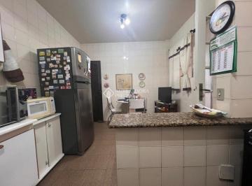 745661_i476I_74566168d6c13bdc8f8.jpg · Excelente apartamento 2 dormitórios, elevador e dependência de empregada.