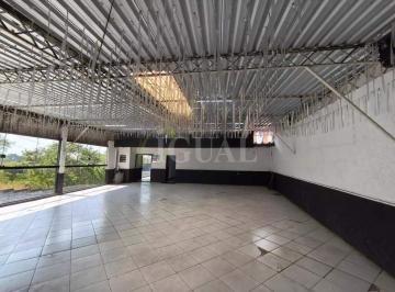 Comercial · 200m² · Salão Comercial de 200 m² para Alugar em Jardim Santo Antônio, Santo André