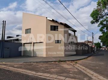 Comercial · 141m² · Salão comercial de esquina, com ótima localização.