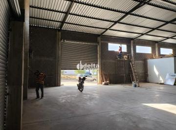 Photo 1 · Galpão comercial disponível para locação no bairro Granada em Uberlândia-MG