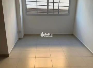Apartamento · 47m² · 2 Quartos · 1 Vaga · Apartamento térreo disponível para locação no bairro Shopping Park em Uberlândia-MG