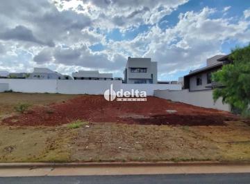Terreno · 498m² · Terreno Condomínio em Uberlândia