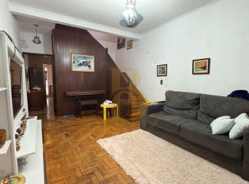 Casa · 150m² · 3 Quartos · 2 Vagas · Casa com 3 dormitórios, suíte e 2 vagas no Jardim Aeroporto ? 150m²