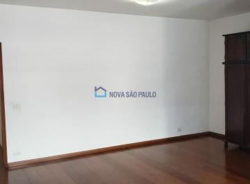 Casa · 240m² · 4 Quartos · 4 Vagas · Casa à venda no Jabaquara com 4 quartos e 4 vagas de garagem.