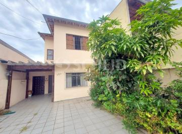 Casa · 143m² · 3 Quartos · 4 Vagas · Casa à venda com 3 quartos no bairro Campo Grande em São Paulo
