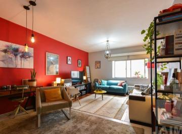 Apartamento · 90m² · 2 Quartos · 1 Vaga · Apartamento 2 dormitórios, 01 vaga em Cerqueira Cesar.