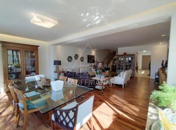 Casa · 360m² · 3 Quartos · 2 Vagas · Casa à Venda em Indianópolis - 3 Quartos - Suítes - 2 Vagas - 360m² de Área Construída