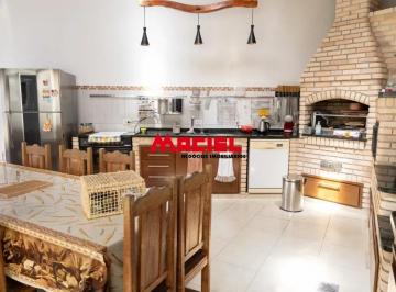 Casa · 97m² · 3 Quartos · 4 Vagas · Lindo sobrado Vila Formosa Jacareí, repleto de armários planejados