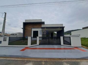 Casa · 125m² · 3 Quartos · 2 Vagas · Casa em Forquilhas