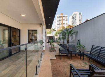 Casa · 188m² · 3 Quartos · 2 Vagas · Casa de Vila á Venda no Brooklin com 188m², 3 quartos sendo 3 suítes, 2 vagas.