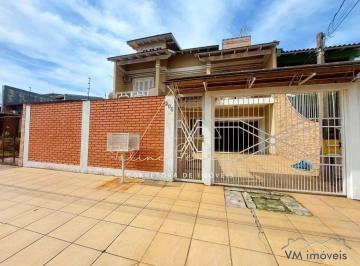 Casa · 4 Quartos · 3 Vagas · Sobrado à Venda, 4 dormitórios, 2 suítes, no Parque da Matriz