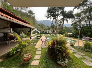 Casa de 6 quartos, Teresópolis · Casa Duplex a venda em Teresópolis