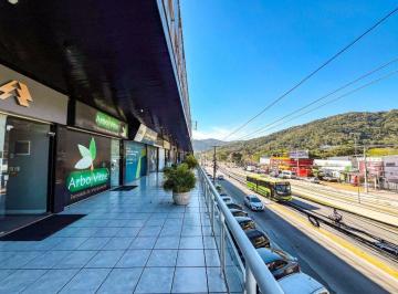 Comercial · 30m² · 1 Vaga · Sala em Piratininga, Niterói/RJ de 30m² para locação R$ 2.800,00/mes