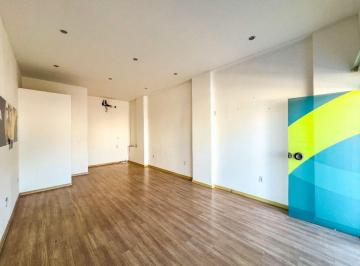 Comercial · 30m² · 1 Vaga · Sala em Piratininga, Niterói/RJ de 30m² para locação R$ 2.800,00/mes