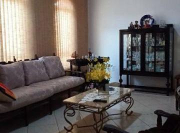 ada80adfd18e7a48366ac451d15ad952e0a553f0 · Casa linda no Jardim América à venda.