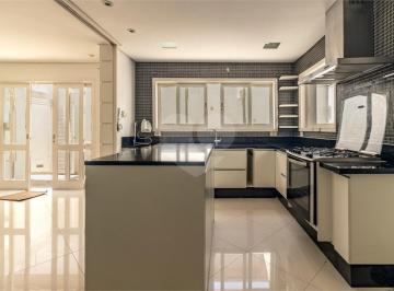 Casa · 200m² · 3 Quartos · 2 Vagas · Casa com 3 quartos à venda em Vila cordeiro - SP