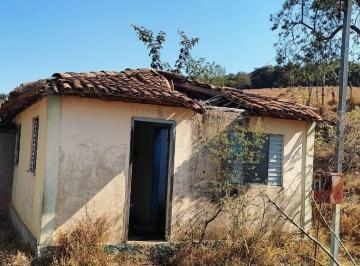 Foto 01 · CHÁCARA 3.000m² C/ CASA SIMPLES, LUZ LIGADA E ÁGUA CORRENTE À VENDA EM PIEDADE DOS GERAIS/MG