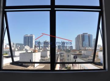 Comercial · 63m² · Sala comercial ampla em avenida movimentada na Aparecida, 63m², 2 banheiros
