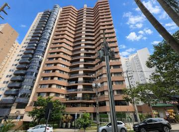 Apartamento de 3 quartos, Curitiba · Apartamento 03 suítes - Água Verde