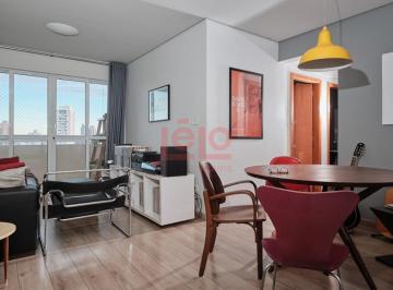 Apartamento · 86m² · 3 Quartos · 1 Vaga · Apartamento com três quartos sendo 1 suíte