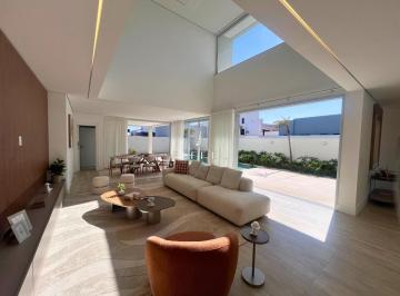 Casa · 358m² · 4 Quartos · 6 Vagas · Casa à venda em Votorantim, Alphaville Nova Esplanada, com 4 suítes, com 358.21 m²