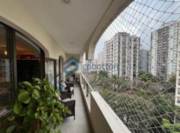 Casa · 142m² · 3 Quartos · 2 Vagas · 140m2  área útil reformado! 2 vagas!