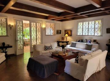Casa · 825m² · 7 Quartos · 4 Vagas · Casa - Triplex / Residencial / Jardim Botânico