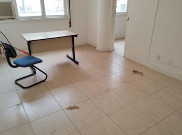 Comercial · 46m² · Sala : / Comercial / Centro