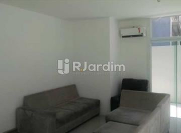 Comercial · 76m² · 3 Quartos · Casa -  / Comercial / Copacabana
