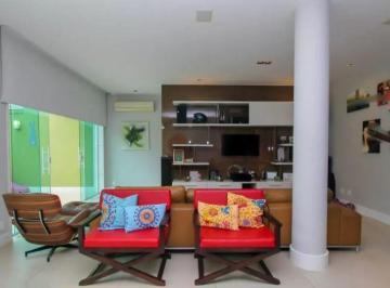 Casa · 595m² · 5 Quartos · 5 Vagas · Venda Imperdível: 2 Casas de Luxo a Poucos Passos da Lagoa Rodrigo de Freitas!
