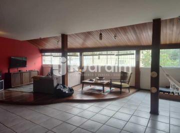 Apartamento · 144m² · 2 Quartos · 2 Vagas · Apartamento em Copacabana | 144 m² | 2 suítes | 2 vagas | Próximo ao metrô