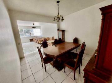 Apartamento · 177m² · 4 Quartos · 1 Vaga · Apartamento amplo em Botafogo| 177 m² | 4 quartos (1 suíte) | 1 vaga
