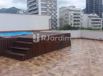 Apartamento · 228m² · 3 Quartos · 1 Vaga · Cobertura / Residencial / Leblon