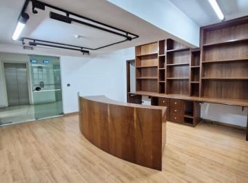 f675499d-775b-4a5f-95d6-f455c3100d6b · Elegante conjunto comercial para venda e locação em República, 107m²