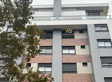 Apartamento de 2 quartos, Curitiba · "ACONCHEGANTE e Bem distribuído"