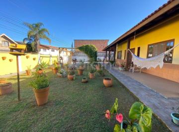Foto 1 Capa · Casa na Barra da Lagoa com 5 quartos e 350m² privativos na Barra da Lagoa, Florianópolis