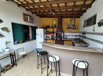 202504101932229812.jpg · Casa para Locação em Caraguatatuba, jardim primavera, 3 dormitórios, 2 banheiros, 1 vaga