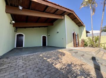 Casa · 310m² · 4 Quartos · 3 Vagas · Excelente Casa Térrea à Venda no Jardim Ipê – Itatiba/SP