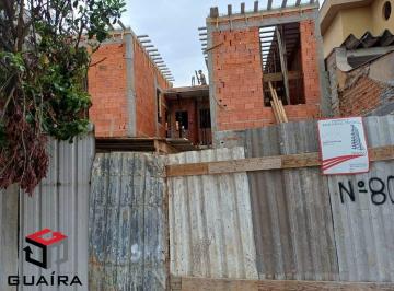 Casa · 70m² · 2 Quartos · 1 Vaga · Sobrado com 2 quartos e 1 suíte em Santo André