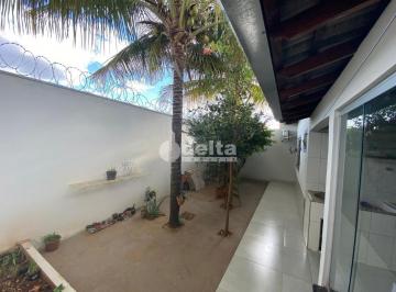 NULL · Casa residencial com 4 quartos sendo 2 suítes disponível para locação no bairro Pampulha em Uberlând