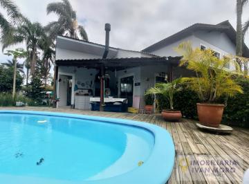 Casa · 230m² · 4 Quartos · 2 Vagas · Casa com Piscina à venda em Daniela - Florianópolis – SC