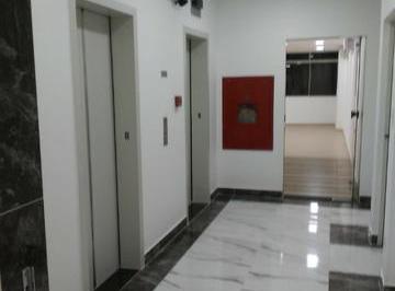Comercial · 200m² · Conjunto em República, São Paulo/SP de 0m² para locação R$ 1.300,00/mes